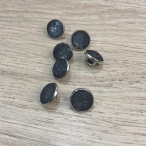 Bouton métal et noir 12 mm