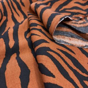 Tissu Viscose motif tigre