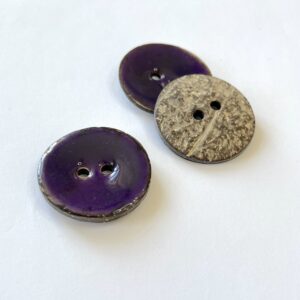 Bouton laqué violet 40 mm
