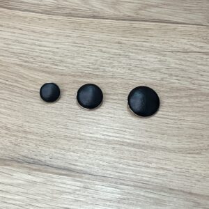 Bouton cuir Noir et argent