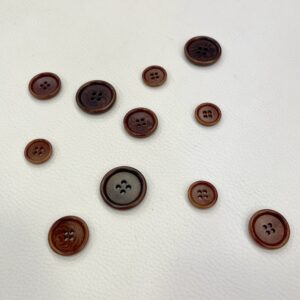 Bouton Corozo marron