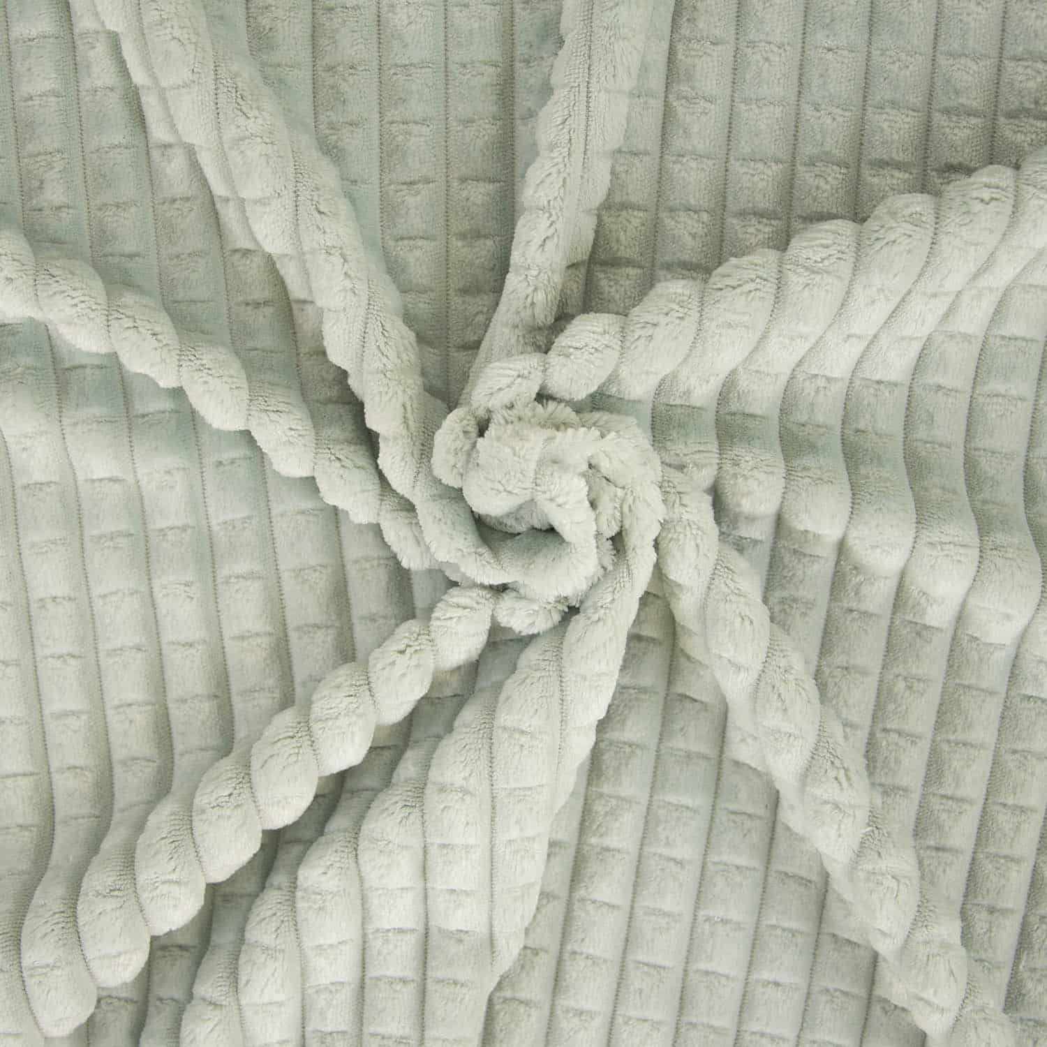 Tela grofrada suave tipo peluche en color verde 3 01 Tissu minky gaufré Vert