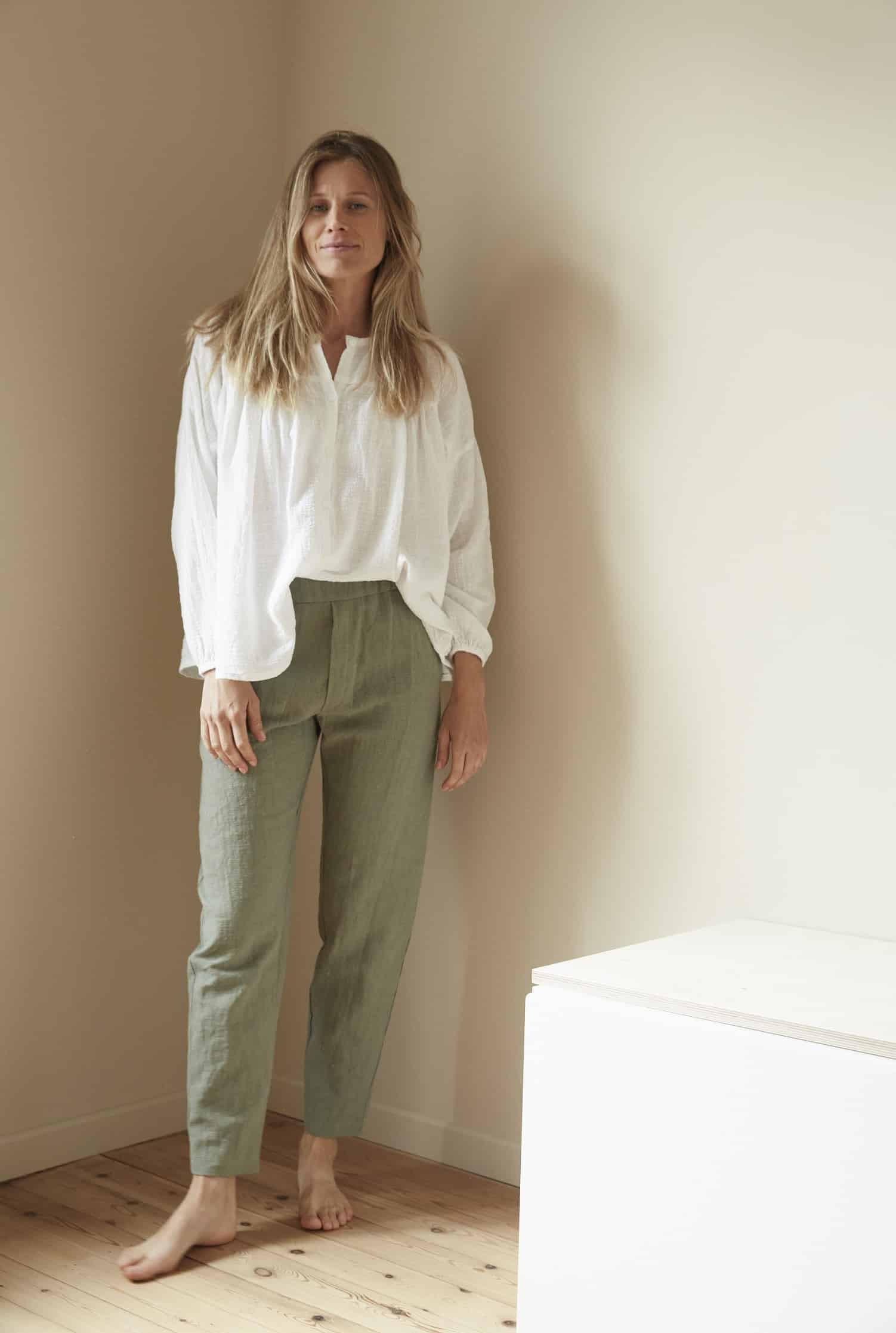 mom-pant-en-lin-lave-romarin-3 Patron Couture Maison Essentielle Le Mom Pant